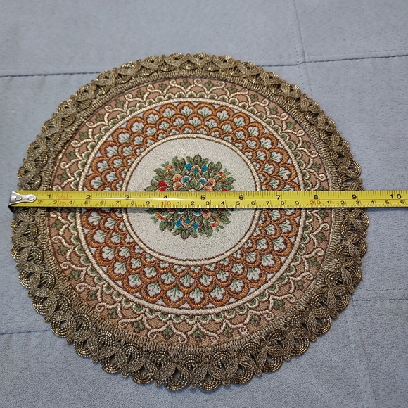 Vintage Mandala Doilie - Picture 6 of 7
